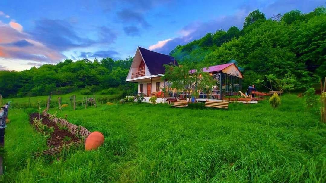 Villa Rbona Khashuri ภายนอก รูปภาพ